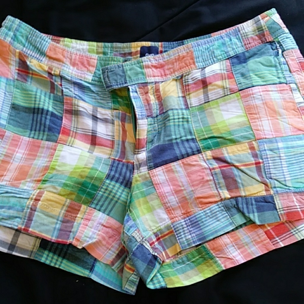 Gap multi plaid shorts